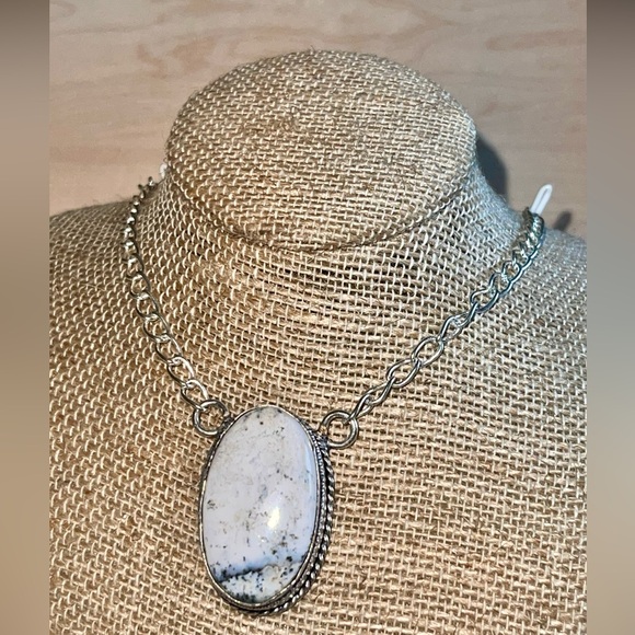 Dendritic Agate Pendant Necklace - Picture 10 of 13